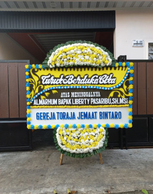 Papan Bunga Duka di Sempaja Barat